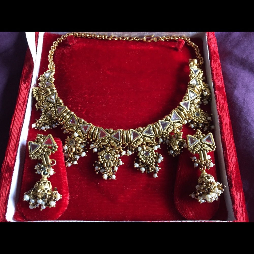 18 Karat Gold Plated Set on Sterling Silver! - Picture 5 of 6
